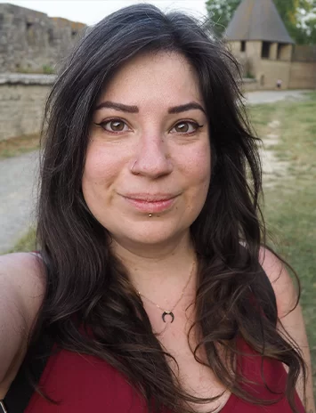 Laura Praticienne